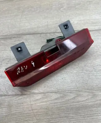 Toyota RAV 4 (XA20) Third/center stoplight