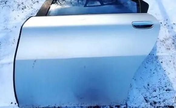Alfa Romeo 166 Rear door sidabrines