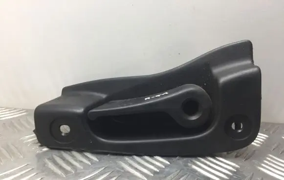 Nissan Navara D40 Engine bonnet (hood) release handle