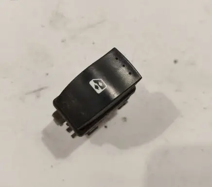 Renault Scenic II - Grand scenic II Electric window control switch 315027A