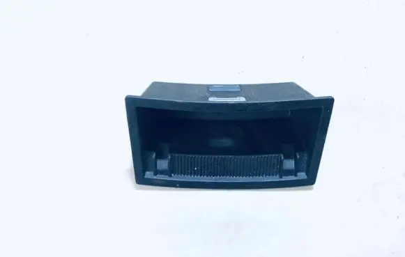KIA Sorento Car ashtray at026e