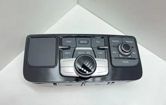 Head unit multimedia control