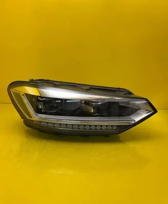 Volkswagen Touran III Headlight/headlamp 5TB941082D
