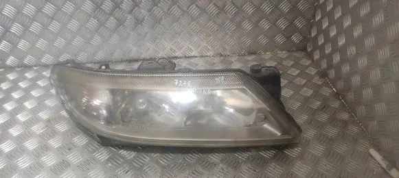 Renault Laguna II Headlight/headlamp 8200163324 89006907