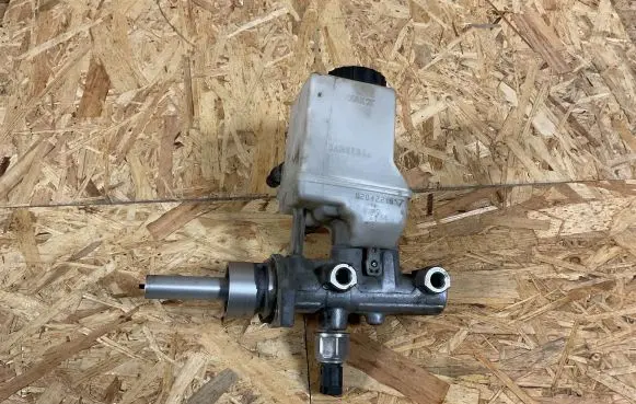 Citroen C5 Master brake cylinder 0204221957