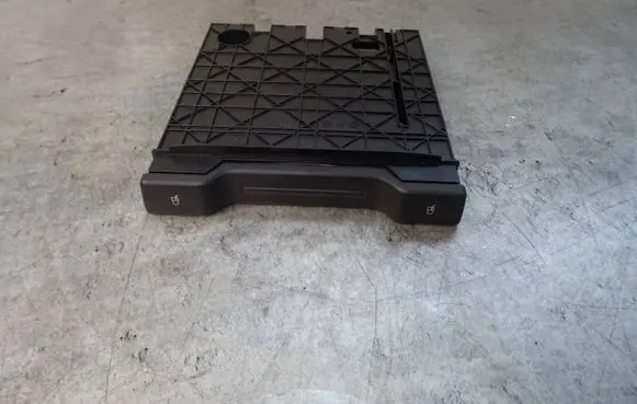 Audi A8 S8 D3 4E Cup holder back 4E0885995