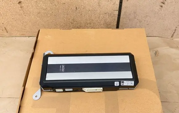Lexus NX Sound amplifier 862800WE62