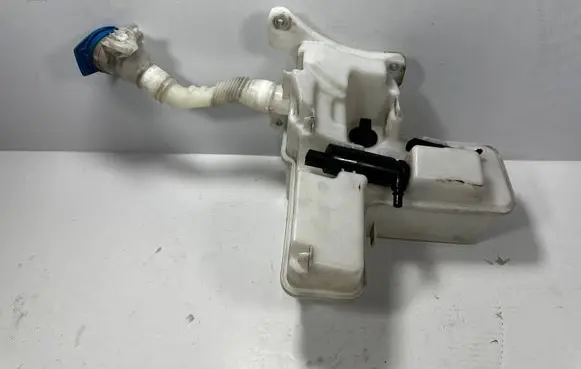 Volkswagen Arteon Windshield washer fluid reservoir/tank 3G8955453J