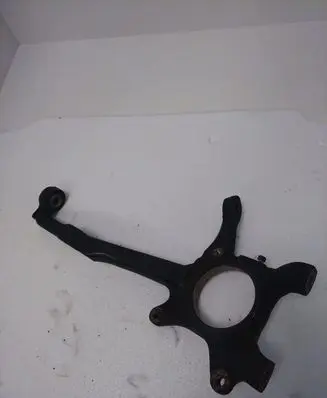 Front wheel hub spindle knuckle