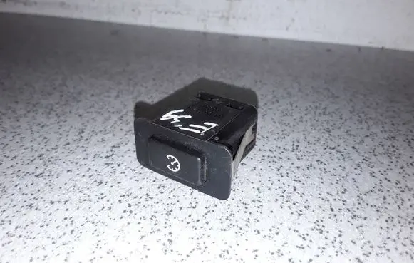 BMW 5 E39 Cruise control switch 61318360462 8360462