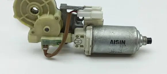 Lexus LS 430 Seat adjustment motor 8582050320