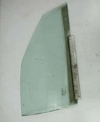 Opel Astra G Front door window glass four-door 