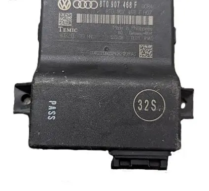 Audi A4 S4 B8 8K Gateway control module 8T0907468F 403213