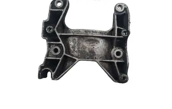 Audi A6 S6 C5 4B A/C compressor mount bracket 078260835C