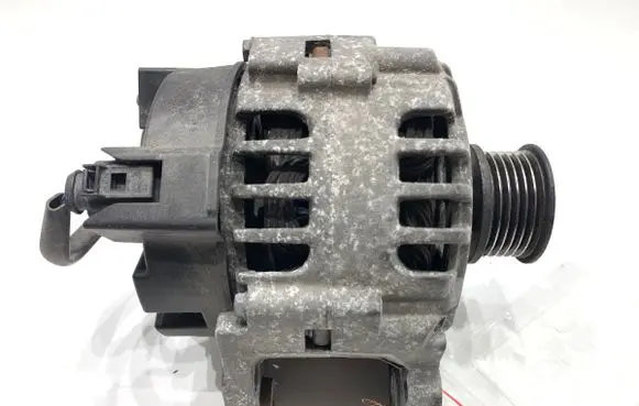 Seat Ibiza IV (6J,6P) Generator/alternator 037903025T