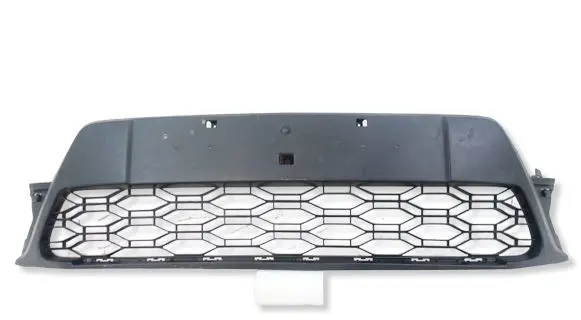 Dacia Sandero II Front bumper lower grill 622541081R