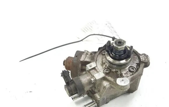Iveco Daily 6th gen Fuel injection high pressure pump 0445010586
