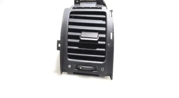 Honda CR-V Dashboard side air vent grill/cover trim