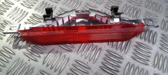 Toyota Corolla E120 E130 Third/center stoplight