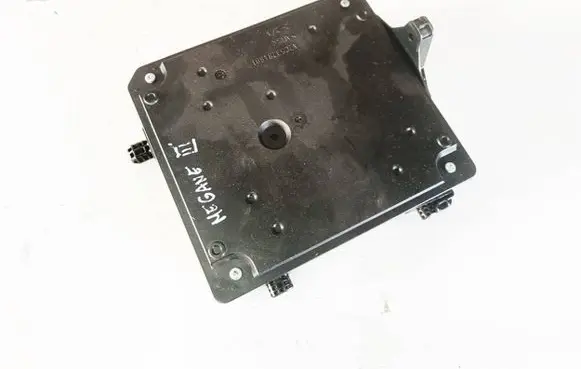 Renault Megane III BSM Control unit 284B15364R S180098701