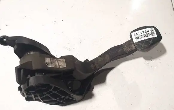 Volkswagen Cross Polo Clutch pedal 6R0721117