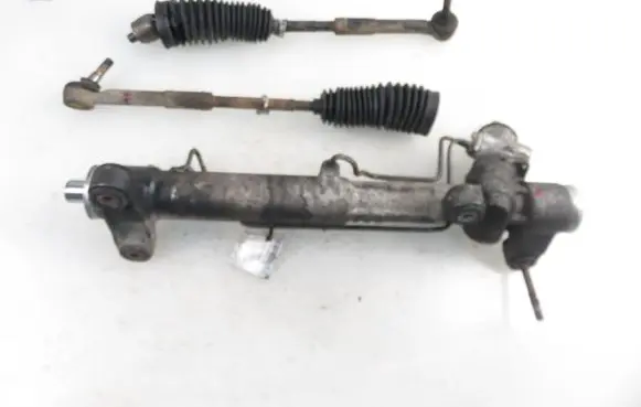 Toyota Avensis T250 Steering rack 