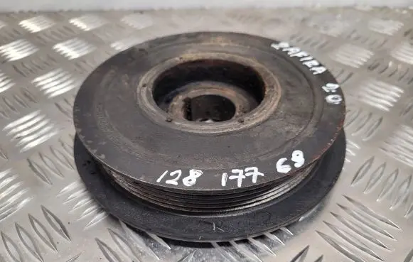 Opel Zafira A Crankshaft pulley 12817769