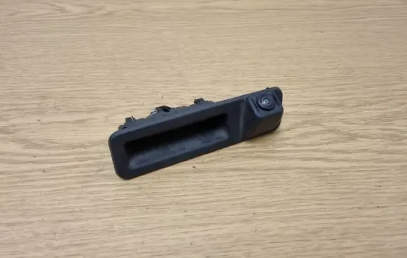 BMW 3 G20 G21 Tailgate handle with camera 7405634
