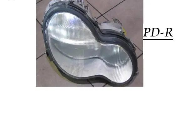 Mercedes-Benz C W203 Headlight/headlamp 0301166202 A2038200261