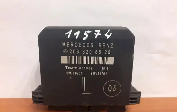 Mercedes-Benz C W203 Door control unit/module 2038206526 11574