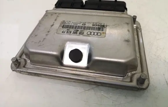 Audi A4 S4 B6 8E 8H Engine control unit/module 038906019FP 0281010729