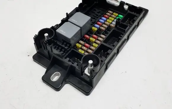Jaguar E-Pace Relay mounting block J9C314A073BD