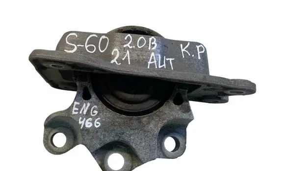 Volvo S60 Engine mount bracket 32255204