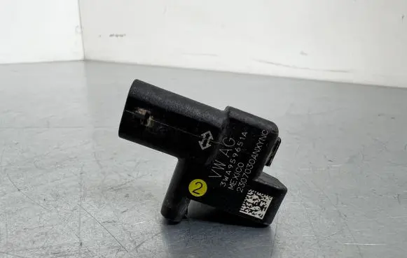 Volkswagen Arteon Shooting Brake Airbag deployment crash/impact sensor 3WA959651A