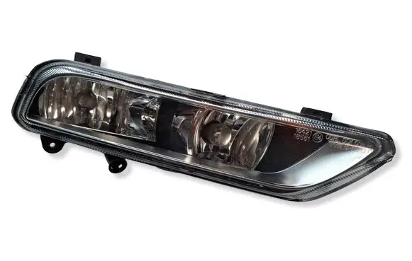 Volkswagen PASSAT B7 Front fog light 