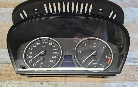 BMW 5 E60 E61 Speedometer (instrument cluster) 62109177261 110080213
