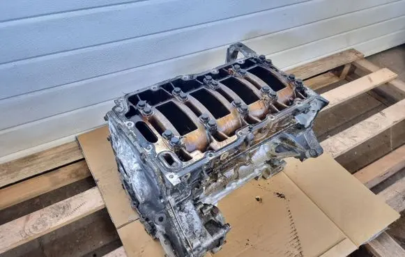 Opel Zafira B Engine block 90537806 12603877