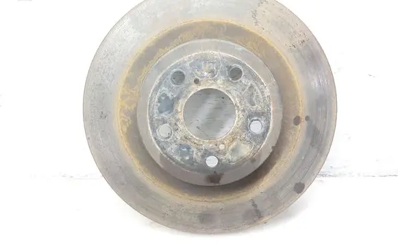 Toyota RAV 4 (XA50) Rear brake disc