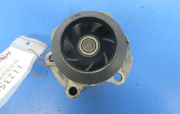 Volkswagen Caddy Water pump