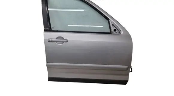 Honda CR-V Front door