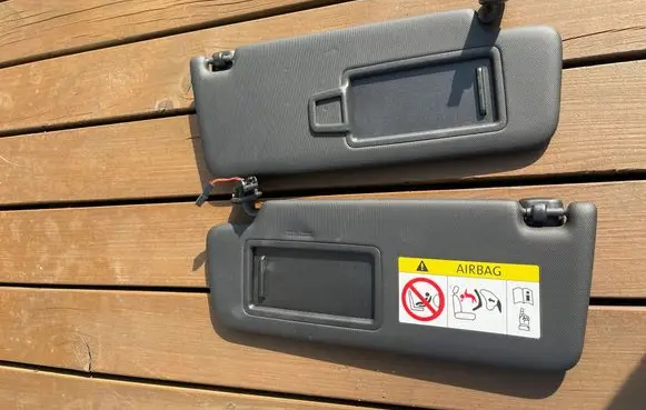 Audi A3 8Y Sun visor 5W0857562