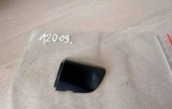 Seat Alhambra (Mk2) Front door handle cover 1K8837879