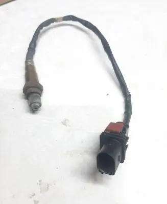 Volkswagen PASSAT B7 Lambda probe sensor 03H906262 0258017300