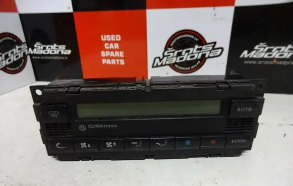 Volkswagen Golf IV Climate control unit