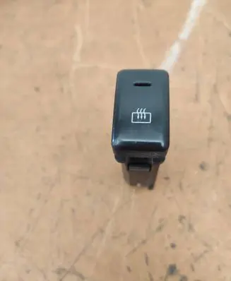 Opel Frontera B Windscreen/window heater switch 