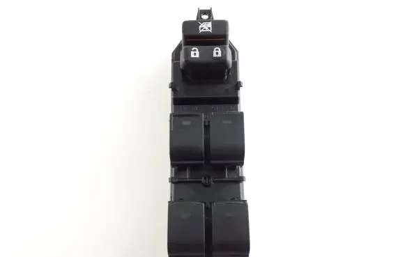 Toyota Prius (XW30) Electric window control switch 8404033100