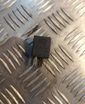 Mercedes-Benz C W204 Other relay