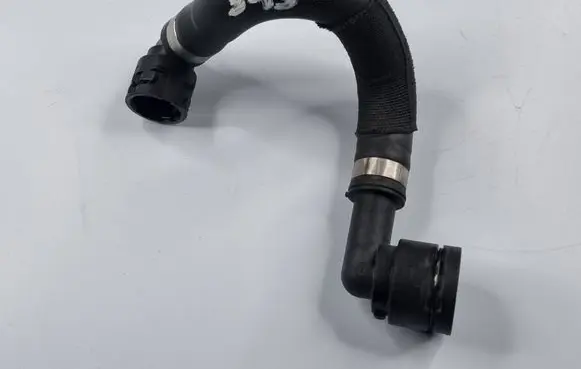 Mercedes-Benz EQS V297 Engine coolant pipe/hose A2975010300
