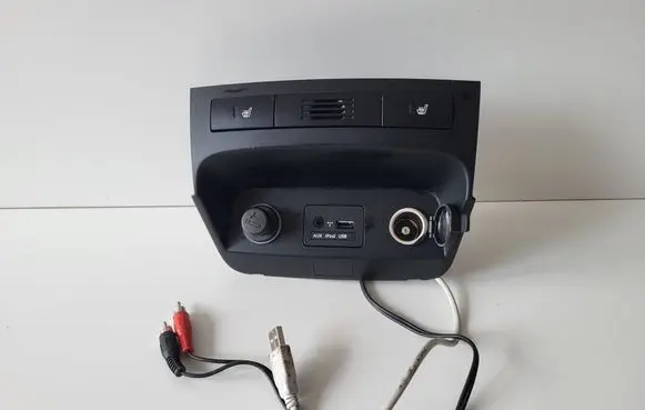 KIA Sorento Other switches/knobs/shifts 933002P030