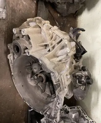 Volvo V40 Manual 6 speed gearbox GU1R7002FEA
